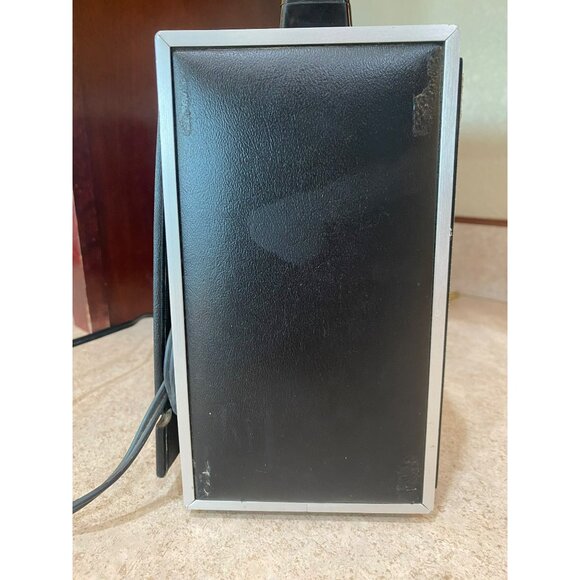 Vintage Montgomery Ward Airline FM/AM/CB 8 Band IC Solid State Radio Model GEN-1 - Picture 5 of 8